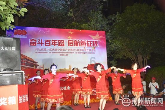 图片报:因英格兰生活习惯影响,凯恩在葡萄牙咖啡厅没给小费